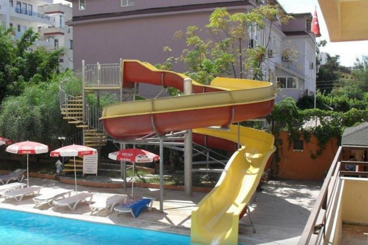 Holiday World Hotel Alanya Esterno foto