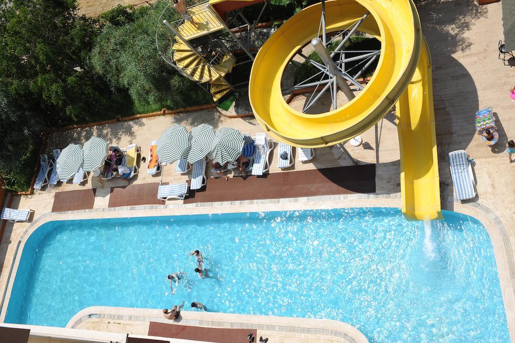 Holiday World Hotel Alanya Esterno foto